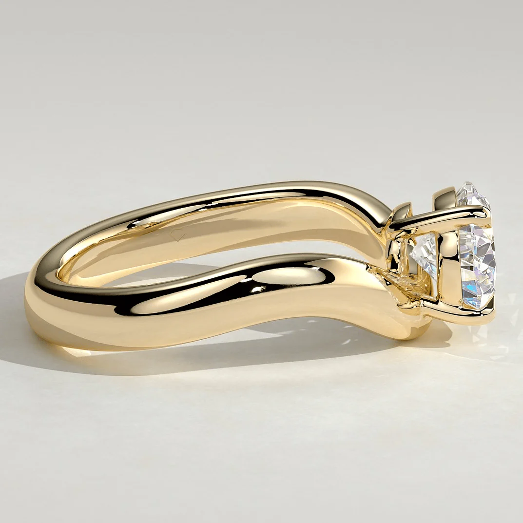 2ct Pear Lab-Grown Diamond Ring in East-West Setting with Wave Band Claw Setting Tarnish-resistant Silver In 14K Gold Plated (Includes IGI Certification from International Gemological Institute) - Image 5