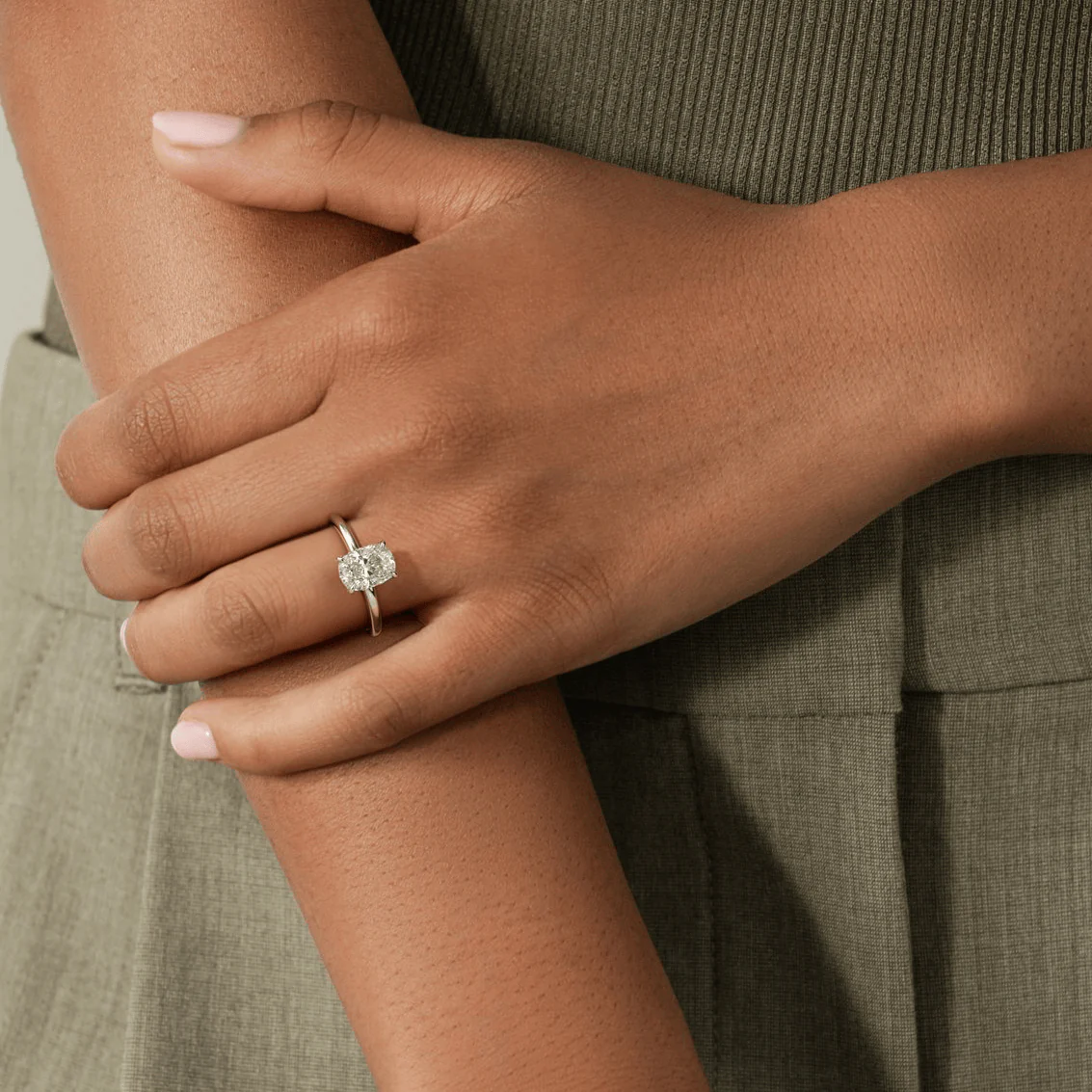 2ct Elongated Cushion Lab-Grown Diamond Ring with Petal Gallery & Leaf Detail Claw Setting Tarnish-resistant Silver In 14K Gold Plated (Includes IGI Certification from International Gemological Institute) - Image 8